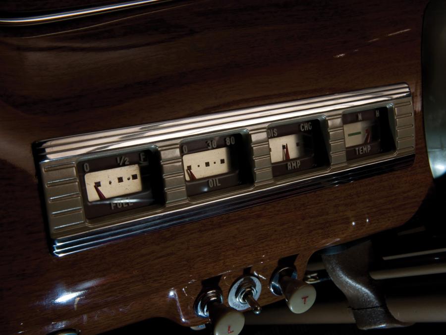  Mercury Sportsman Convertible 1946 года  (фото 7 из 18)
